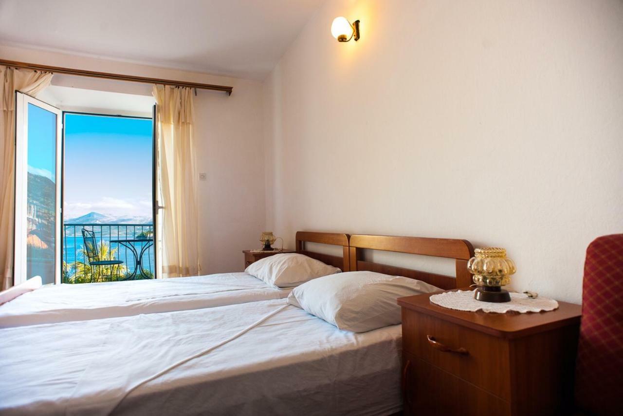 Hotel Pansion Tereza Lopud Esterno foto